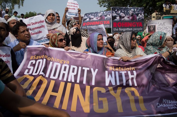 Hindistan'da Myanmar protestosu
