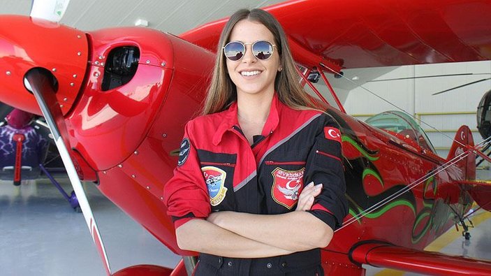 Kadın akrobasi pilotunun hedefi yurt dışı