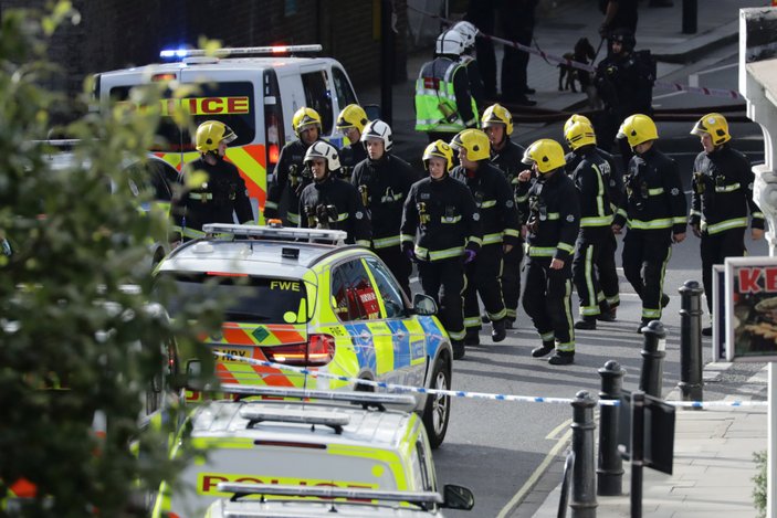 Saldırı sonrası İngiltere'de polislere bedava pizza