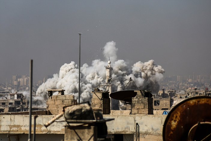 Esad Suriye'de ateşkesi ihlal ediyor
