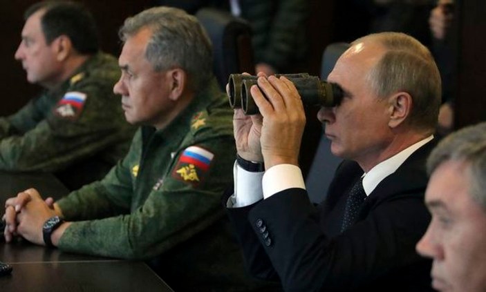 Rusya İskender füzelerini başarıyla test etti