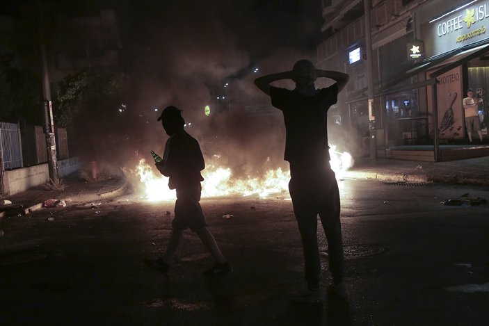 Atina'da göstericilerle polis arasında arbede