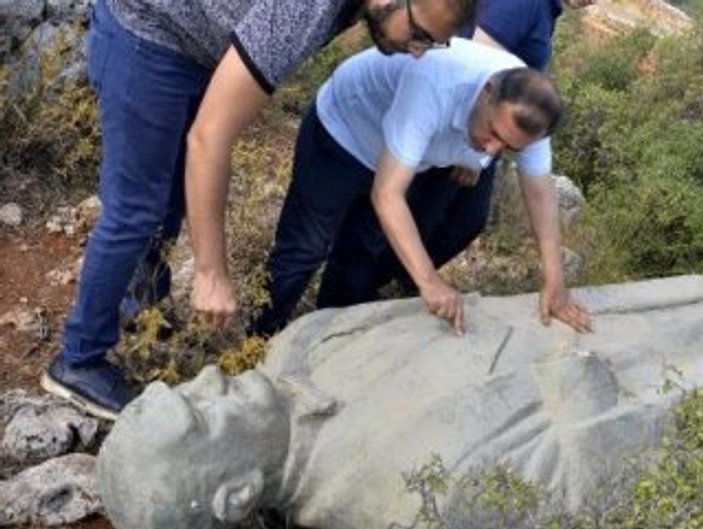 Atatürk heykeli soruşturması: 3 gözaltı