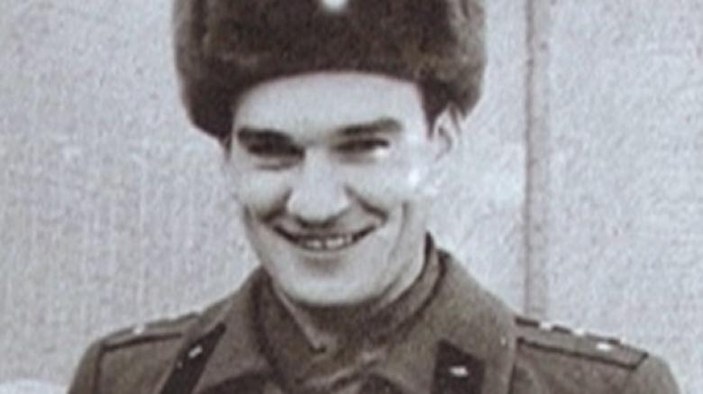 Nükleer savaşı önleyen Rus yarbay Stanislav Petrov öldü