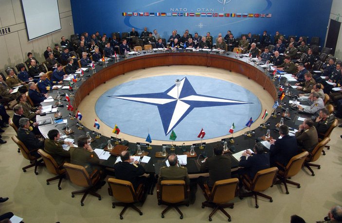 NATO toplantısına FETÖ'cü alındı