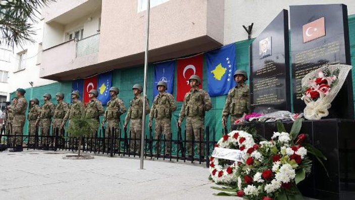 Kosova'da Türk şehit başçavuş için anıt yapıldı