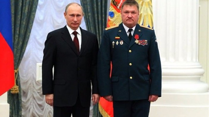 Rus Korgeneral Deyrizor'da öldü