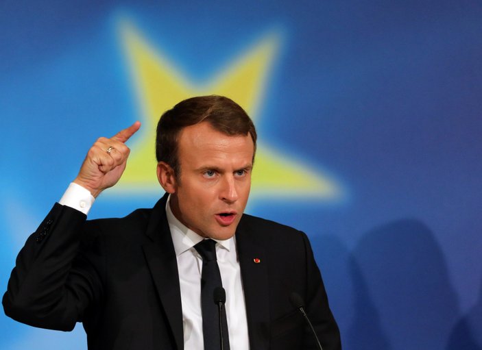 Macron'dan AB'ye eleştiriler