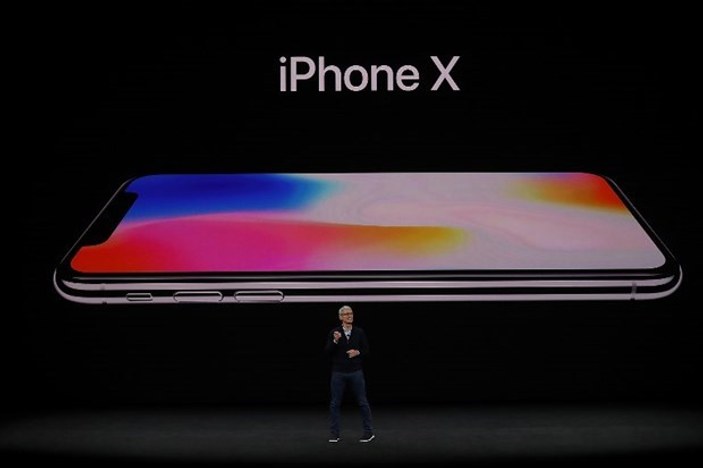 iPhone X'i bekleyenleri üzecek haber