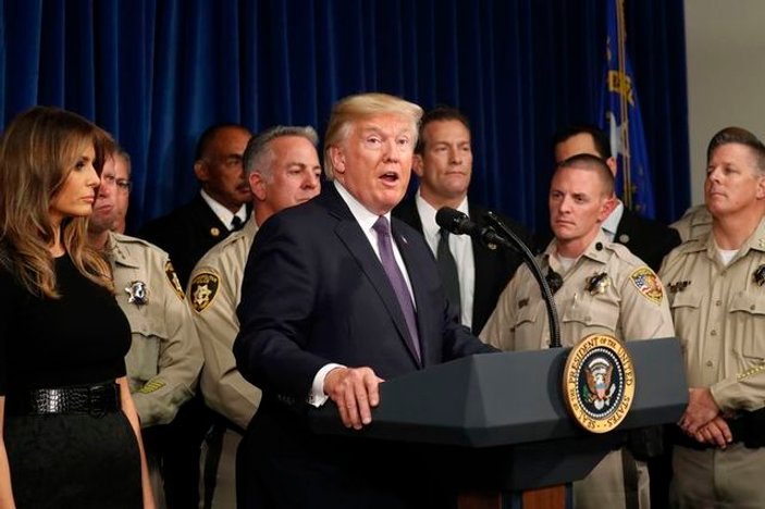 Trump Las Vegas saldırganına terörist demedi