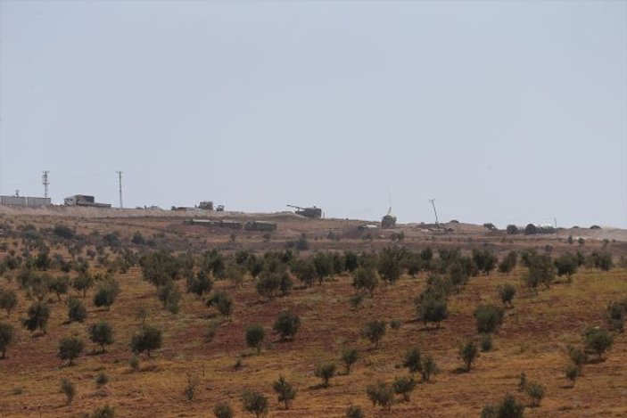 İdlib'in karşısındaki Reyhanlı'da askeri hareketlilik