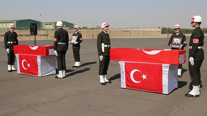 Diyarbakır'da şehit koruculara veda töreni