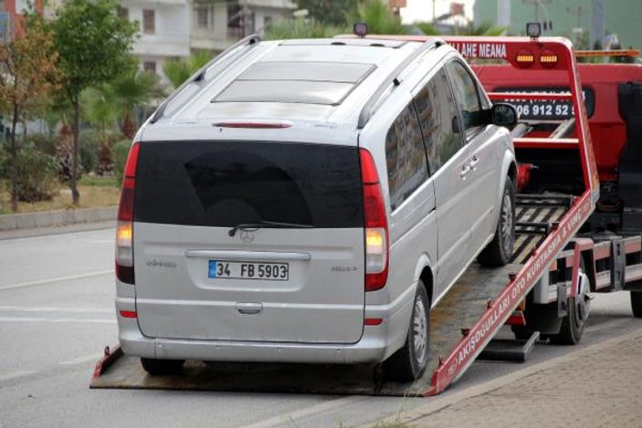 Durdurulan minibüsten domuz eti çıktı