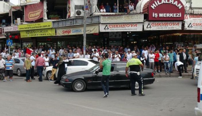 Adana'da Atatürk anıtı önünde intihar girişimi