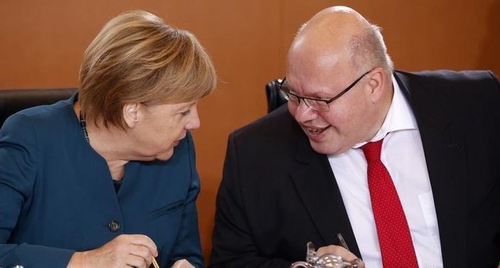 Alman maliye bakanına 100 Euro sürprizi