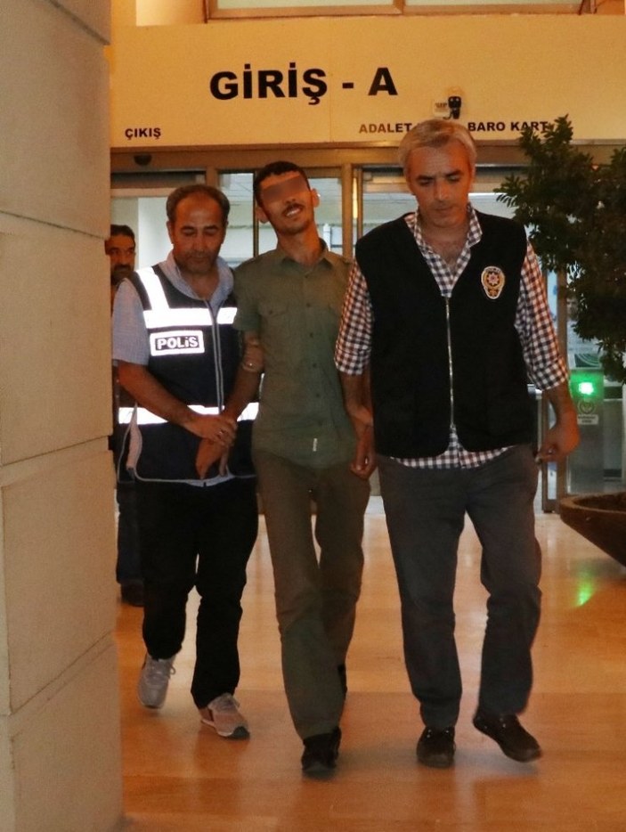 Atatürk büstüne molotof atan terörist tutuklandı