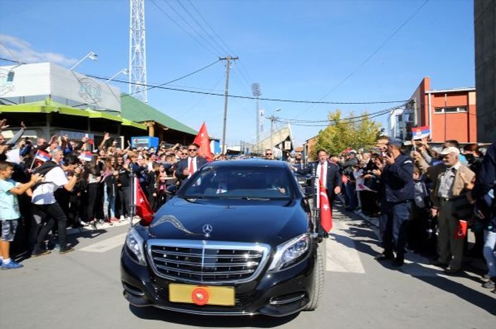 Novi Pazar'da Cumhurbaşkanı Erdoğan heyecanı