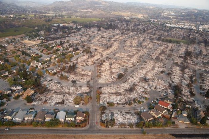 Kaliforniya'daki orman yangınında 23 kişi öldü