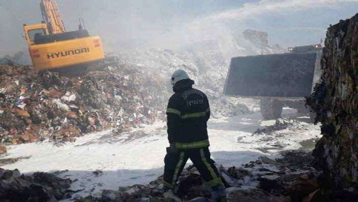 Kahramanmaraş'taki kağıt fabrikasında yangın