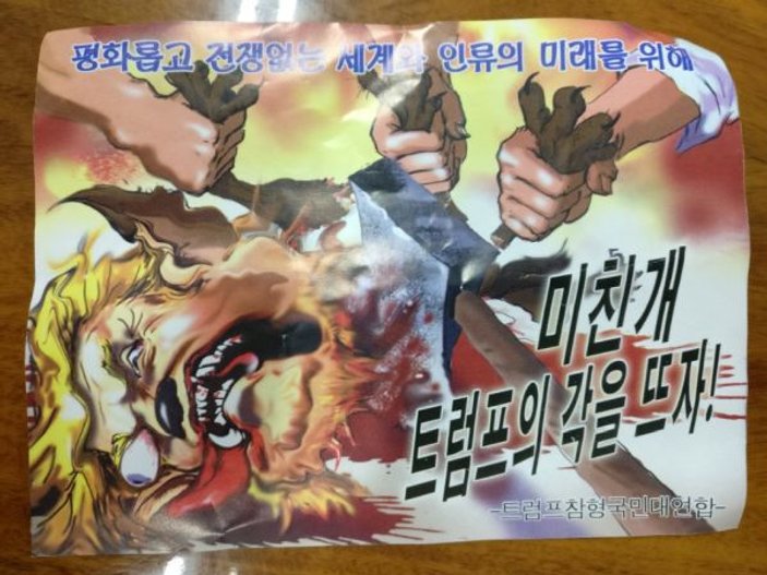 Kuzey Kore'de Trump karşıtı propaganda afişleri