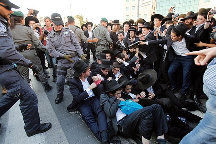 İsrail'de askerlik karşıtı 40 Yahudi gözaltına alındı