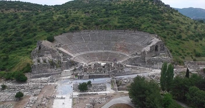 Efes Antik Kenti'nin ilk etap ihalesi düzenlendi