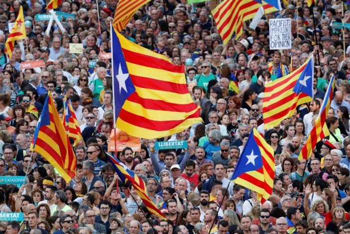 Katalonya'dan Franco'lu özerklik tepkisi
