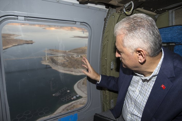 Başbakan Yıldırım, Ağın Köprüsü'nü havadan inceledi