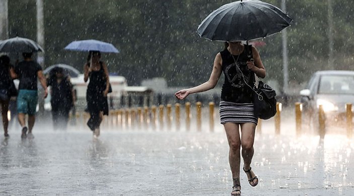 İstanbul'a serin ve yağışlı hava geliyor