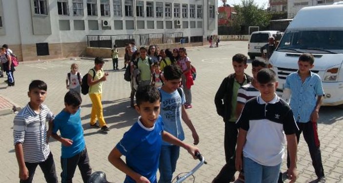 Adana'da okul bahçesinde molotofkokteyli bulundu