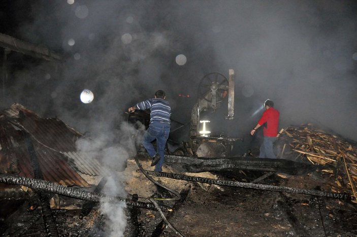 Zonguldak'ta kereste fabrikasında yangın