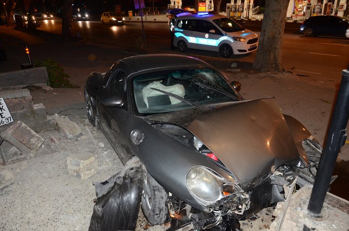 İstanbul'da trafik kazası: 4 yaralı