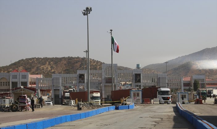 İran Kuzey Irak'la sınır kapısını açtı