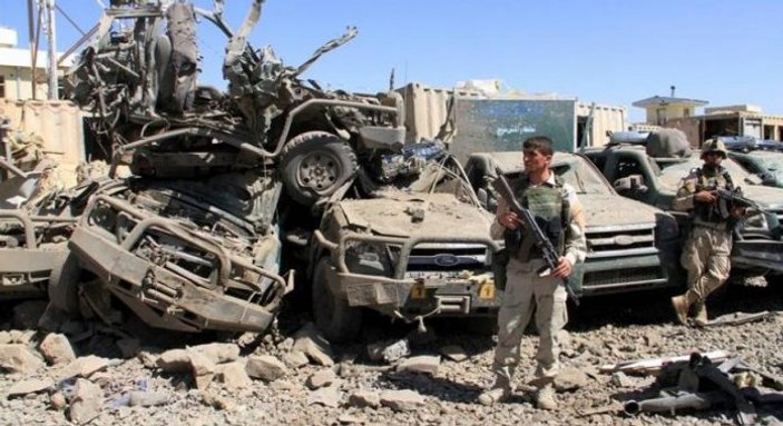 Afganistan'da Taliban saldırıları