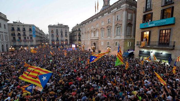 İspanya Mahkemesi'nden Katalonya kararı