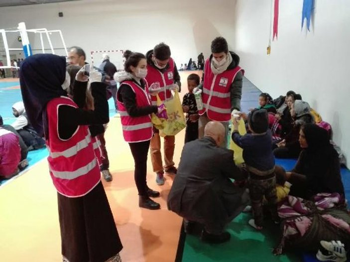 Kastamonu'da kaza yapan otobüsten 127 kaçak çıktı