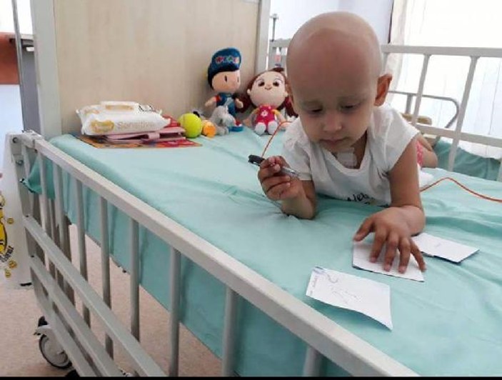 3 yaşındaki Erva kanserden yaşamını yitirdi