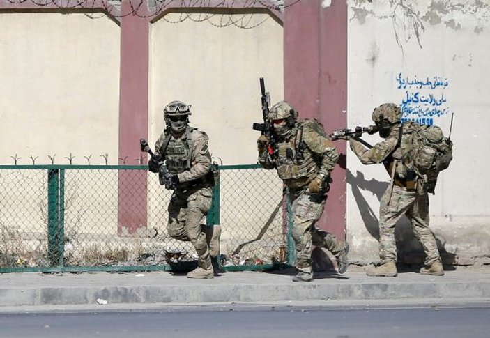 Afganistan'da televizyon kanalına silahlı saldırı