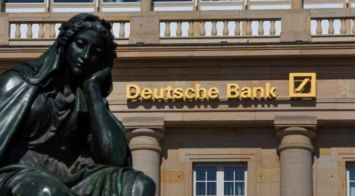 Almanya Bankası Deutsche Bank işçi çıkartacak