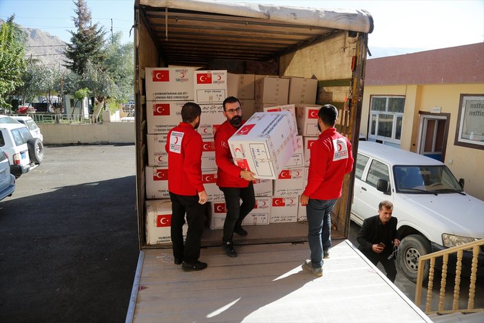 Türkiye'den Irak'taki depremzedelere yardım