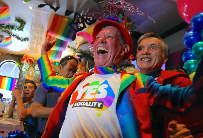 Avustralya’da eş cinsel evlilik oylamasından evet çıktı