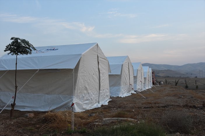 Türk Kızılayı Halepçe'de 45 çadır kurdu