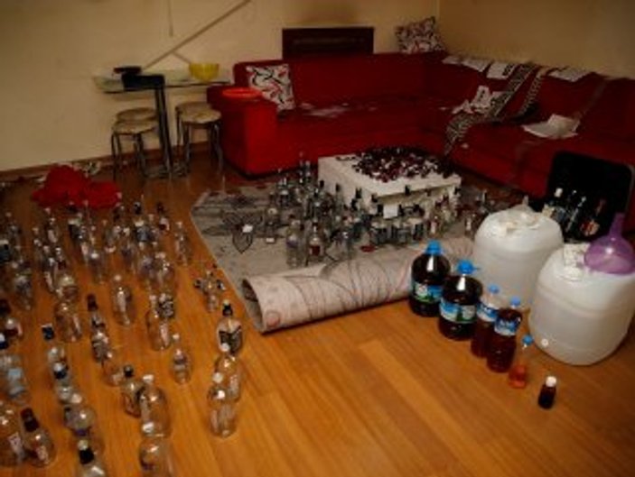 İstanbul'da 5 bin şişe sahte içki ele geçirildi