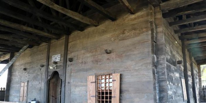 800 yıllık ahşap cami restore ediliyor