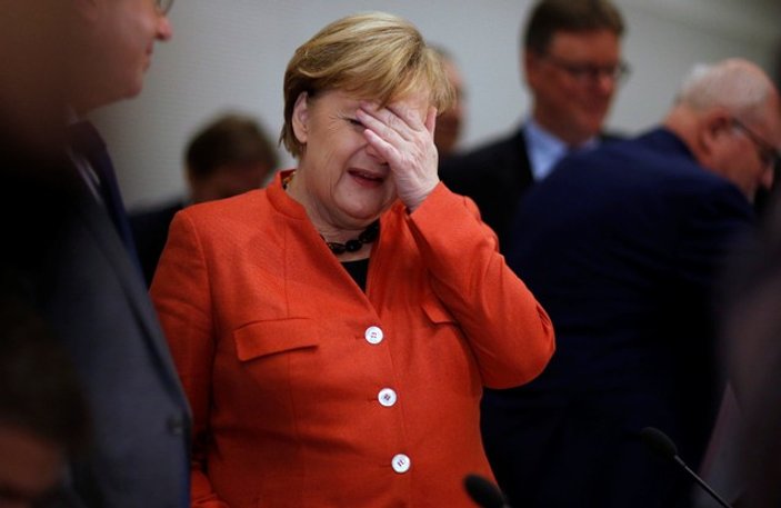 Merkel'den koalisyon krizi açıklaması