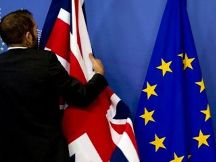 Avrupa Birliği kurumları İngiltere'den ayrılıyor