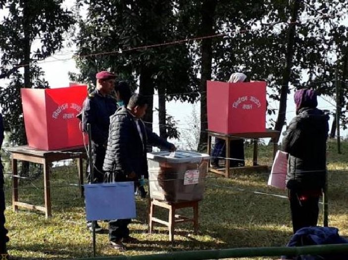 Nepal'de ilk kez demokratik seçim yapılacak