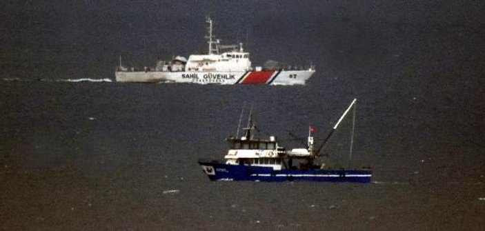 Türk balıkçıları taciz eden Yunan botu engellendi