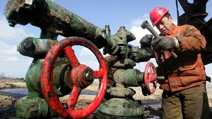 Çin 1 milyar tonluk petrol rezervi buldu