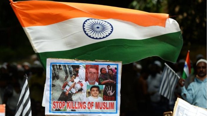 Öldürdüğü Müslümanı yakan ırkçı Hindu yakalandı